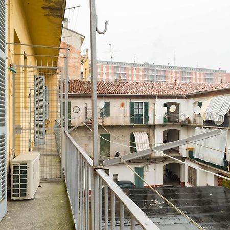 Alessandria Central Apt 10Min Walk Central Station Екстериор снимка