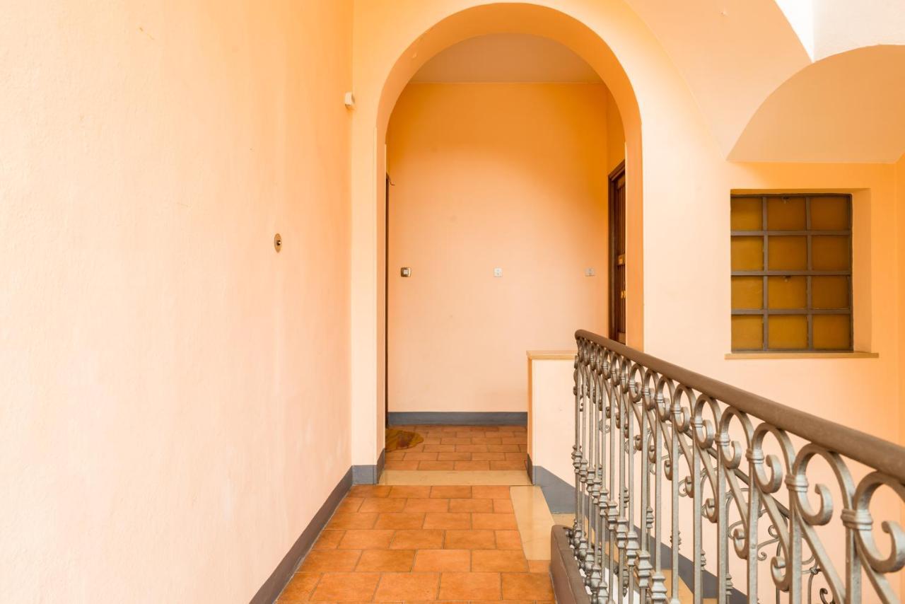 Alessandria Central Apt 10Min Walk Central Station Екстериор снимка